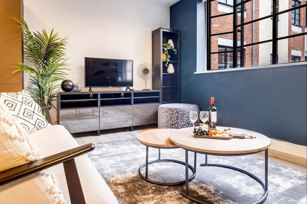 Giant Savings On Long Stays B1 Living, Enquire Now Birmingham Exterior photo