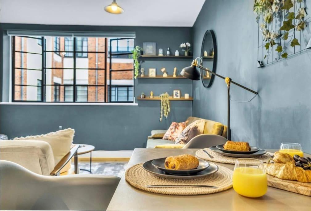Giant Savings On Long Stays B1 Living, Enquire Now Birmingham Exterior photo